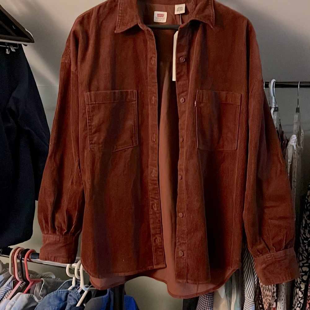 NWT Levi’s oversized corduroy button up